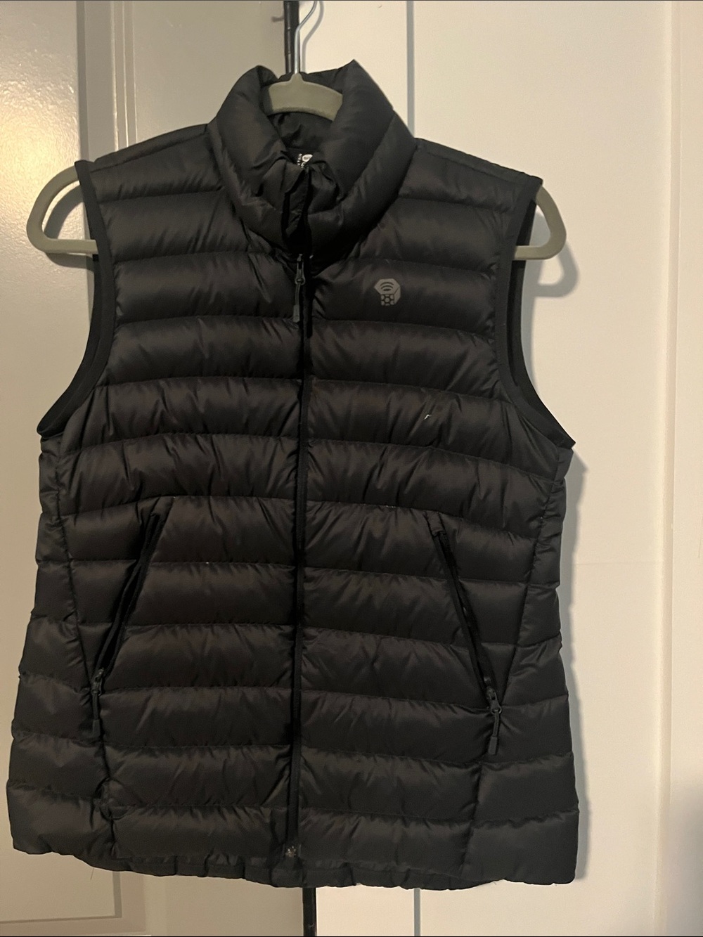Mountain Hardwear Women's Black Puffer Vest